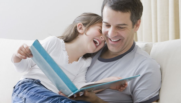 khen-ngoi-tre-sao-cho-dung